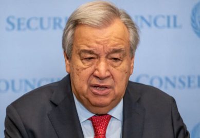 حملات موشکی ایران به اسرائیل؛ عراقچی: ایران به‌دنبال جنگ نیست، اما از جنگ هراسی ندارد